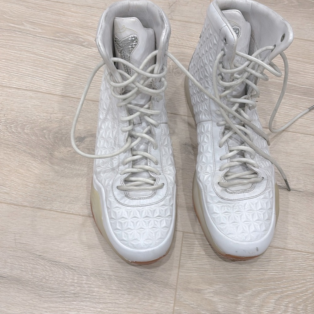 Kobe 10 high ext “white gum” (used)